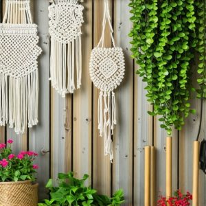 Velike Makrame Zidne Vešalice: Kreativni DIY Projekti za Tajanstveni Vrtni Ugođaj