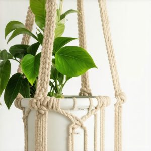 Ispletite viseći držač za saksije od pamučnog gajtana