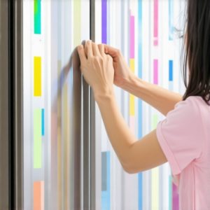 Osvežite frižider samolepljivom folijom bez kupovine novog