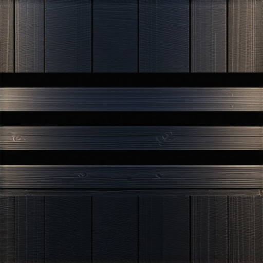 Close up drvenih letvica na tamnom zidu sa toplim osvetljenjem